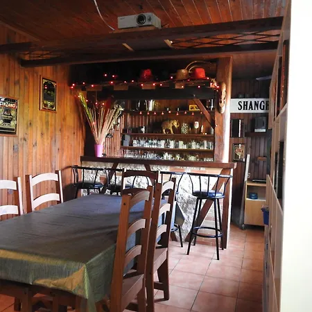 Дом отдыха La Maison Du Caminol *