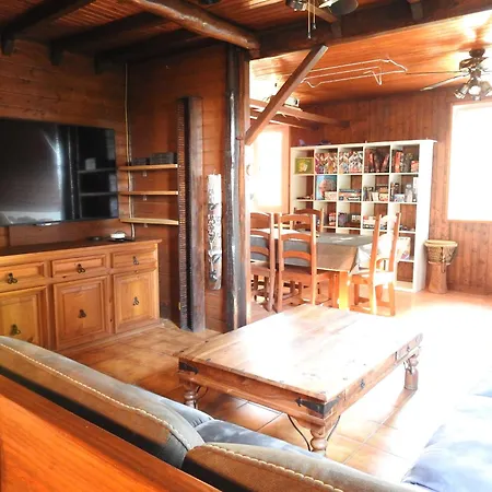 Дом отдыха La Maison Du Caminol *